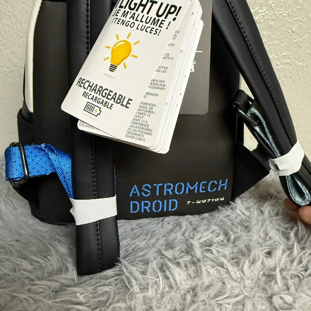 Loungefly Light Up R2-D2 Mini Backpack - Picture 4 of 6